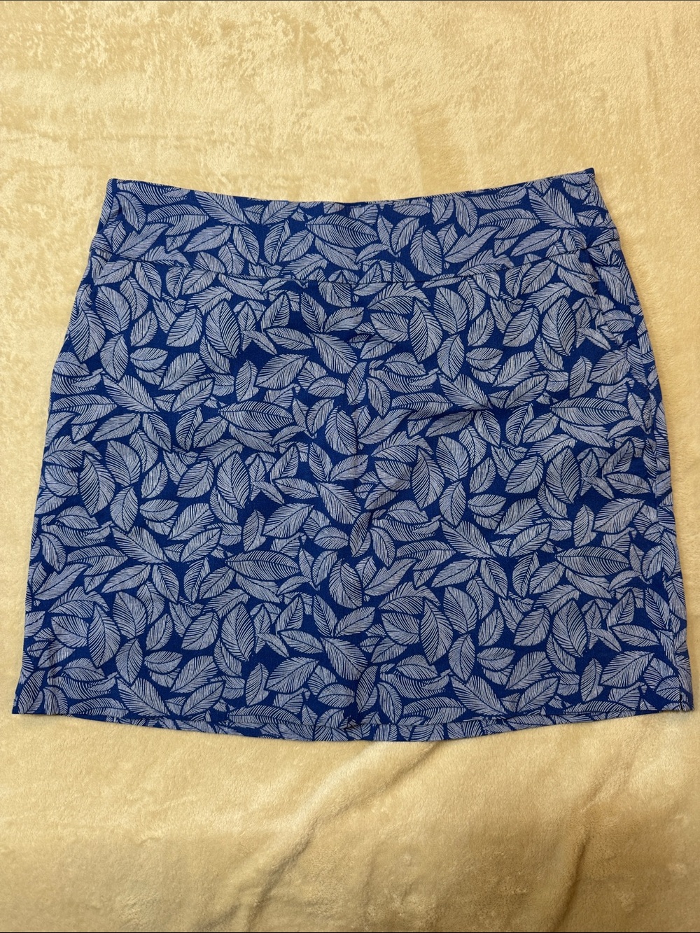 Blue Leaf-Print Women’s Skort